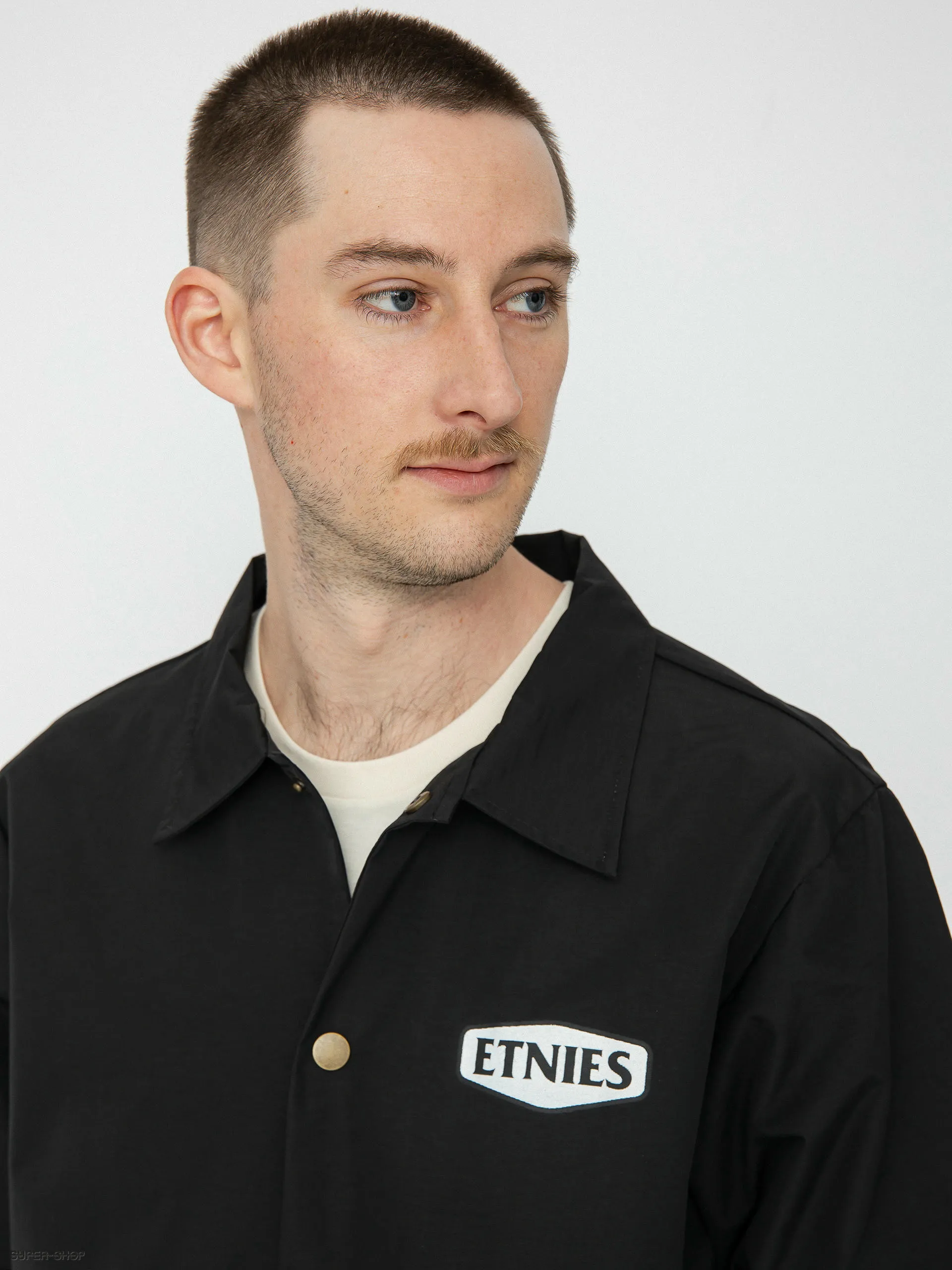 Etnies Dystopia Coaches Jacket (black)