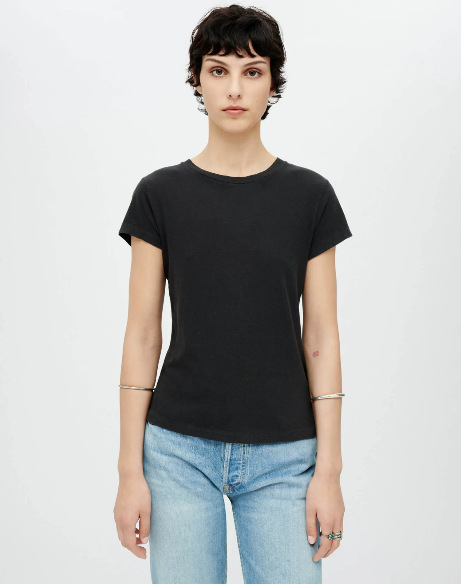 Hanes 1960s Slim Tee - Washed Black