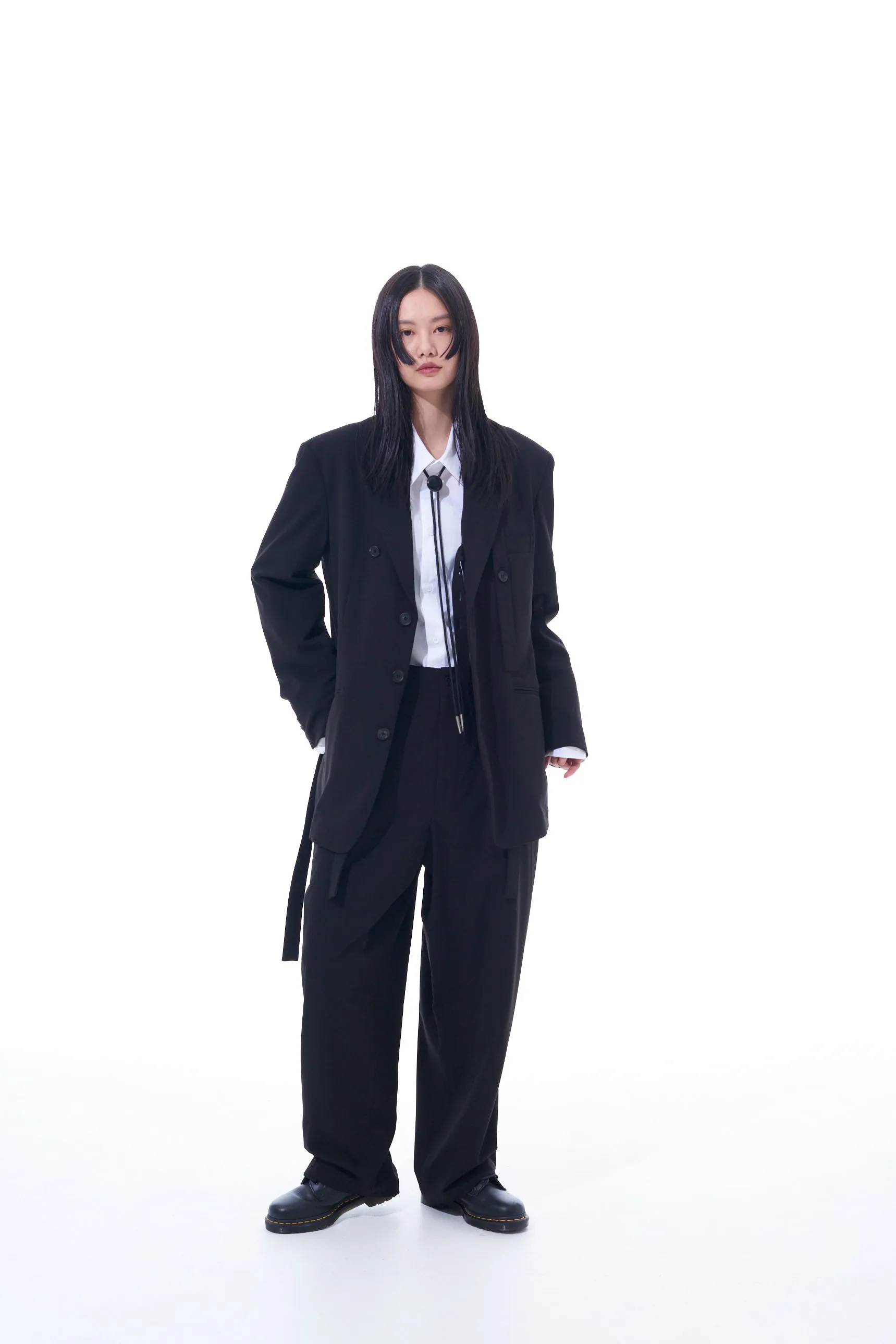 PE/RAYON GABARDINE STRETCH BELTED NOTCH LAPEL JACKET