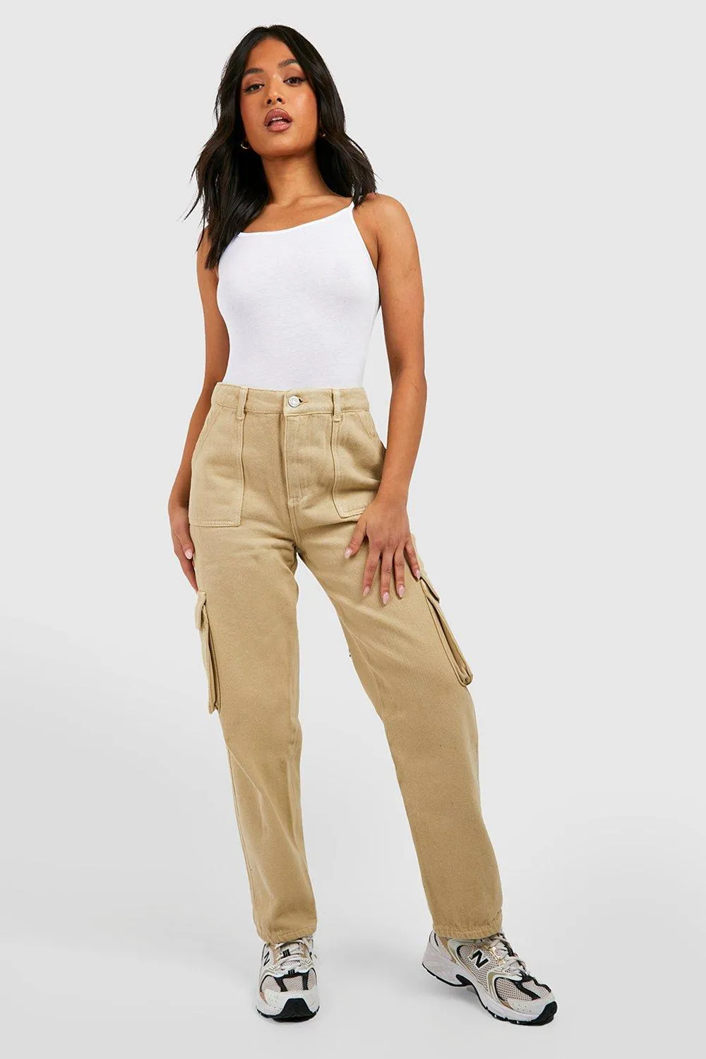 Petite Washed Loose Fit Cargo Jeans