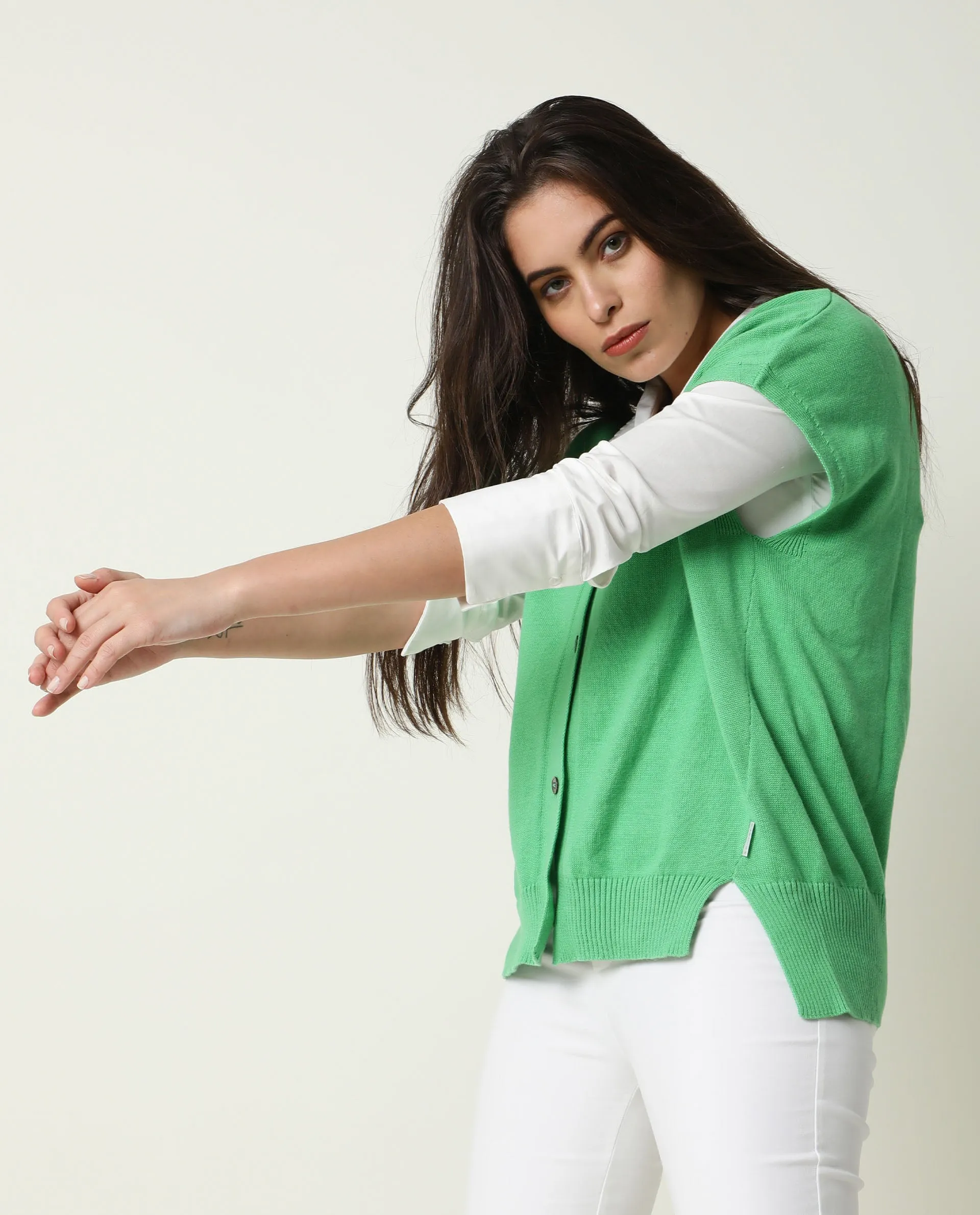 Rareism Women Pave Green Cotton Fabric Half Sleeves Regular Fit Solid V-Neck Sweater